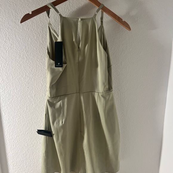 NWT Lulus What a Stunner Sage Green Satin Asymmetrical Dress - Picture 9 of 10